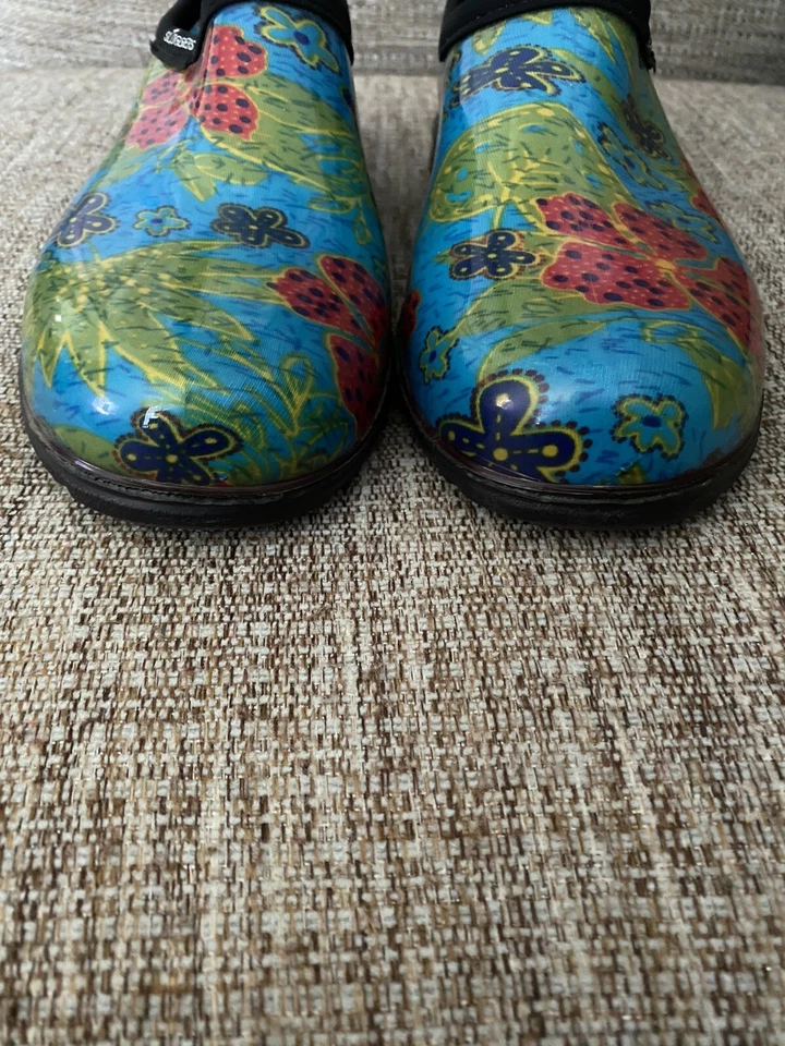 Sloggers Womens Size 10 Blue Red Round Toe Waterproof Slip On Garden Shoes - Image 4 of 4
