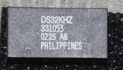 NOS Dallas Semiconductor DS32Khz Temperature compensated oscilator