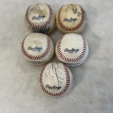 Check Out the World's Biggest Autographed Baseball Collection 10