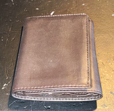 Perry Ellis Men's Brown Logo Trifold Wallet, Credit Card Slots