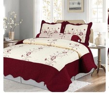 Beautiful 3 Piece Set Quilt, Perfect For All Seasons . Made Of Microfiber, Queen