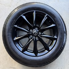 2026 Honda Cr-v 18 Oem Wheel Rim Tire Gloss Black Crv 2025 2024 2023 2026 Honda Cr-v 18 Oem Wheel Rim Tire Gloss Black Crv 2025 2024 2023