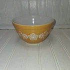 Vintage Pyrex Butterfly Gold 401 USA 1.5 Pint Small Nesting Mixing Bowl
