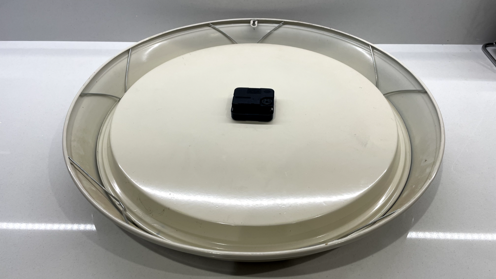 LARGE WALL CLOCK 50CM GRAND CENTRAL STATION ROMAN NUMERALS IN CREAM eBay