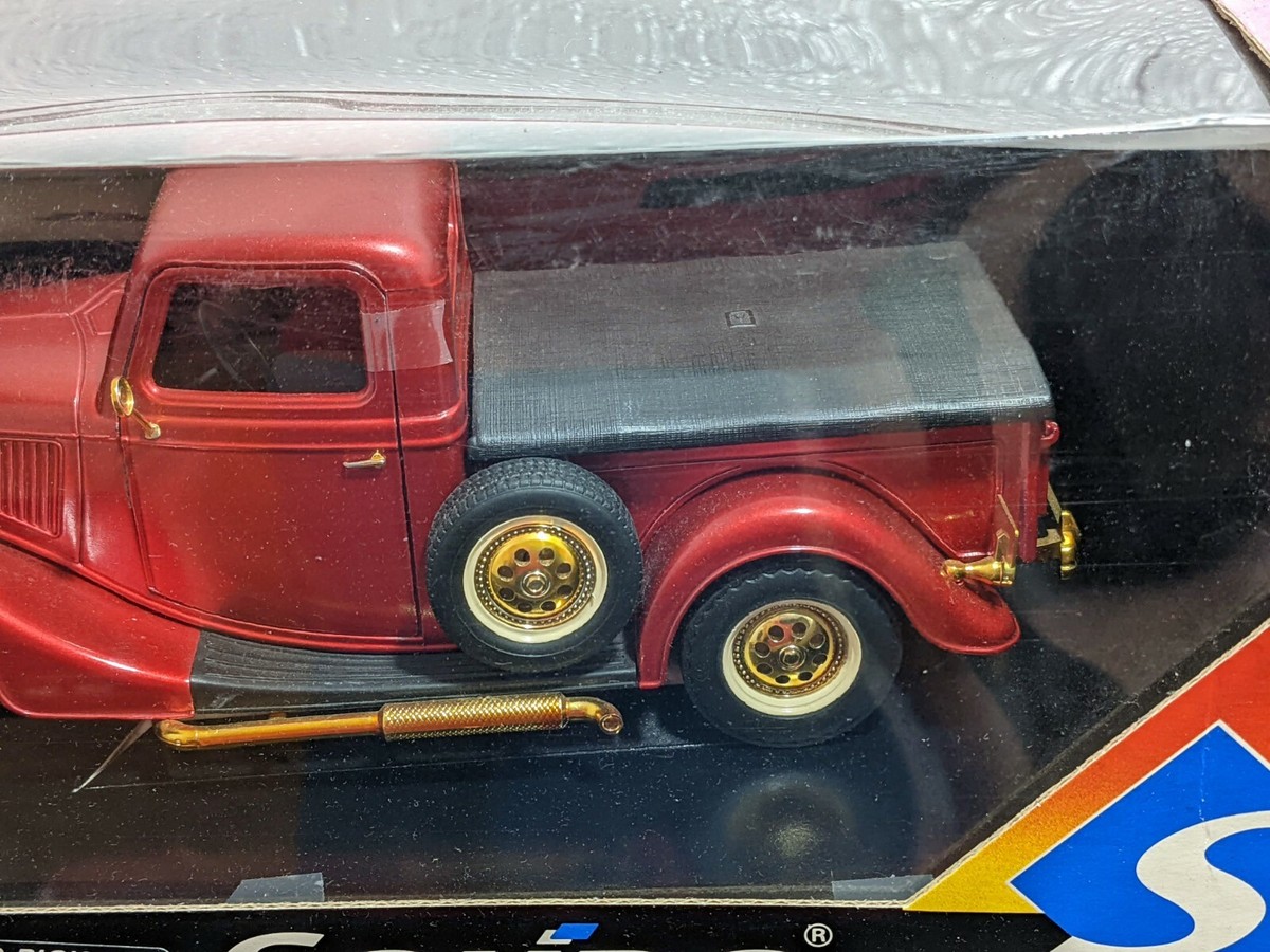 Solido 8303 Red Ford 1936 Custom Pick-up Truck 1/18 France