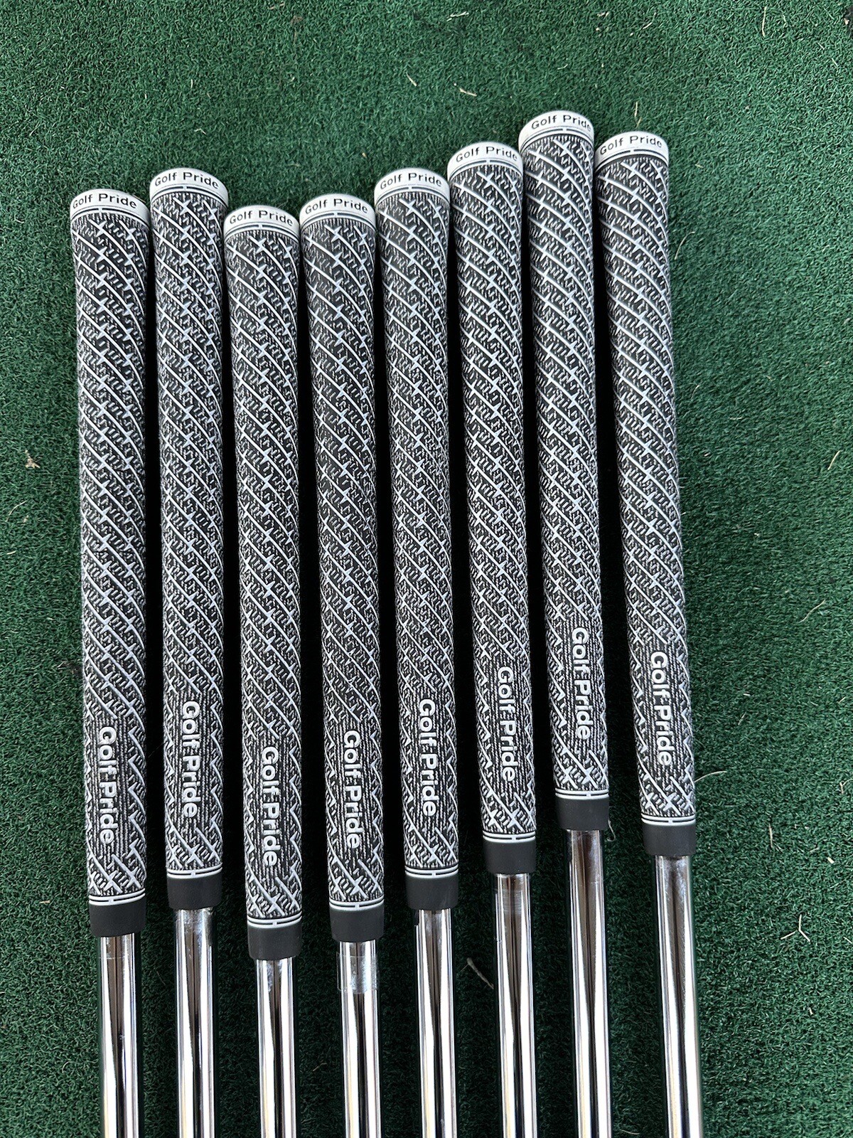 Titleist T100s / T200 Combo Iron Rifle Project X 6.5 Extra Stiff Shaft