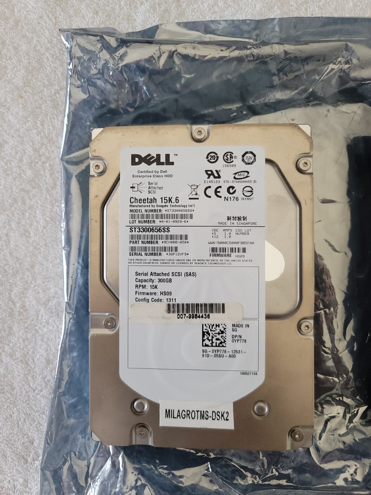 Dell YP778 Seagate ST3300656SS 300GB 15k SAS 3Gbps 16MB Cache 3.5" HDD