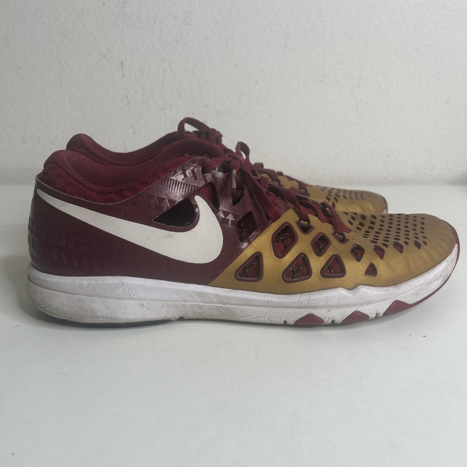Size 10 Nike Train Speed 4 AMP Florida State Seminoles Sneakers