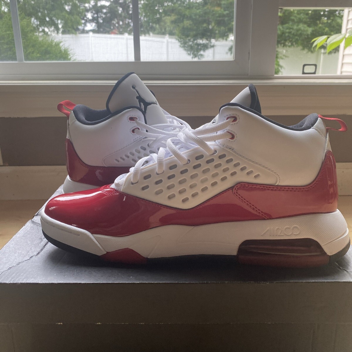 Size 12 Jordan Maxin 200 White Gym Red