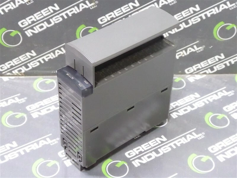 Módulo de salida analógica Fuji Electric NP1AYH8V-MR MICREX-SX USADO Foto 2 de 4