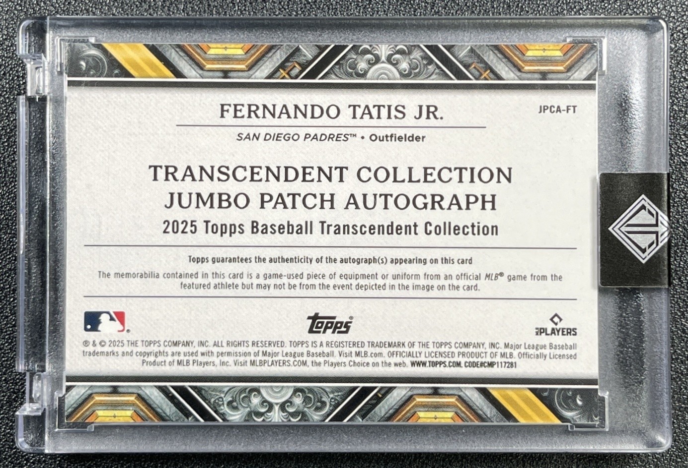FERNANDO TATIS JR. 2025 TOPPS TRANSCENDENT COLL JUMBO GAME USED PATCH AUTO 2/5 view 2