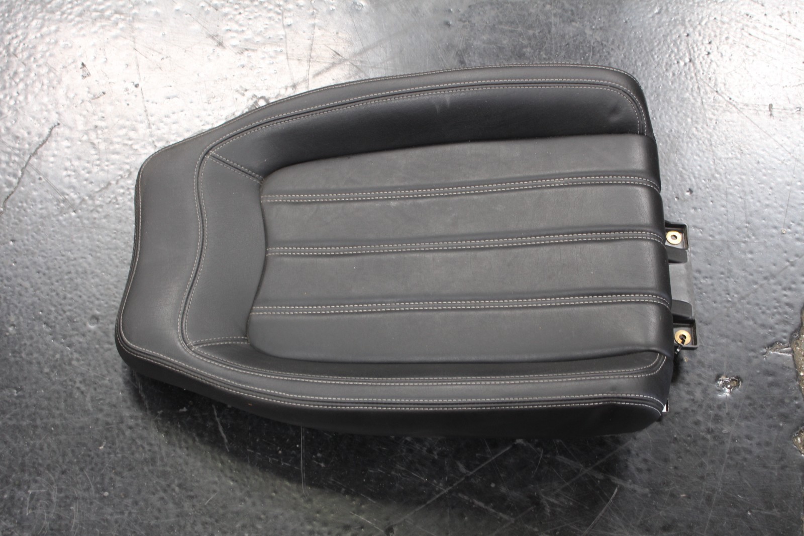 Maserati GranCabrio, LH, Left, Rear Seat, Upper Section, Used