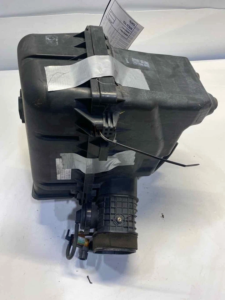 Used Air Cleaner Assembly fits: 2006 Lexus RX330 3MZFE engine Grade C Foto 3 de 4