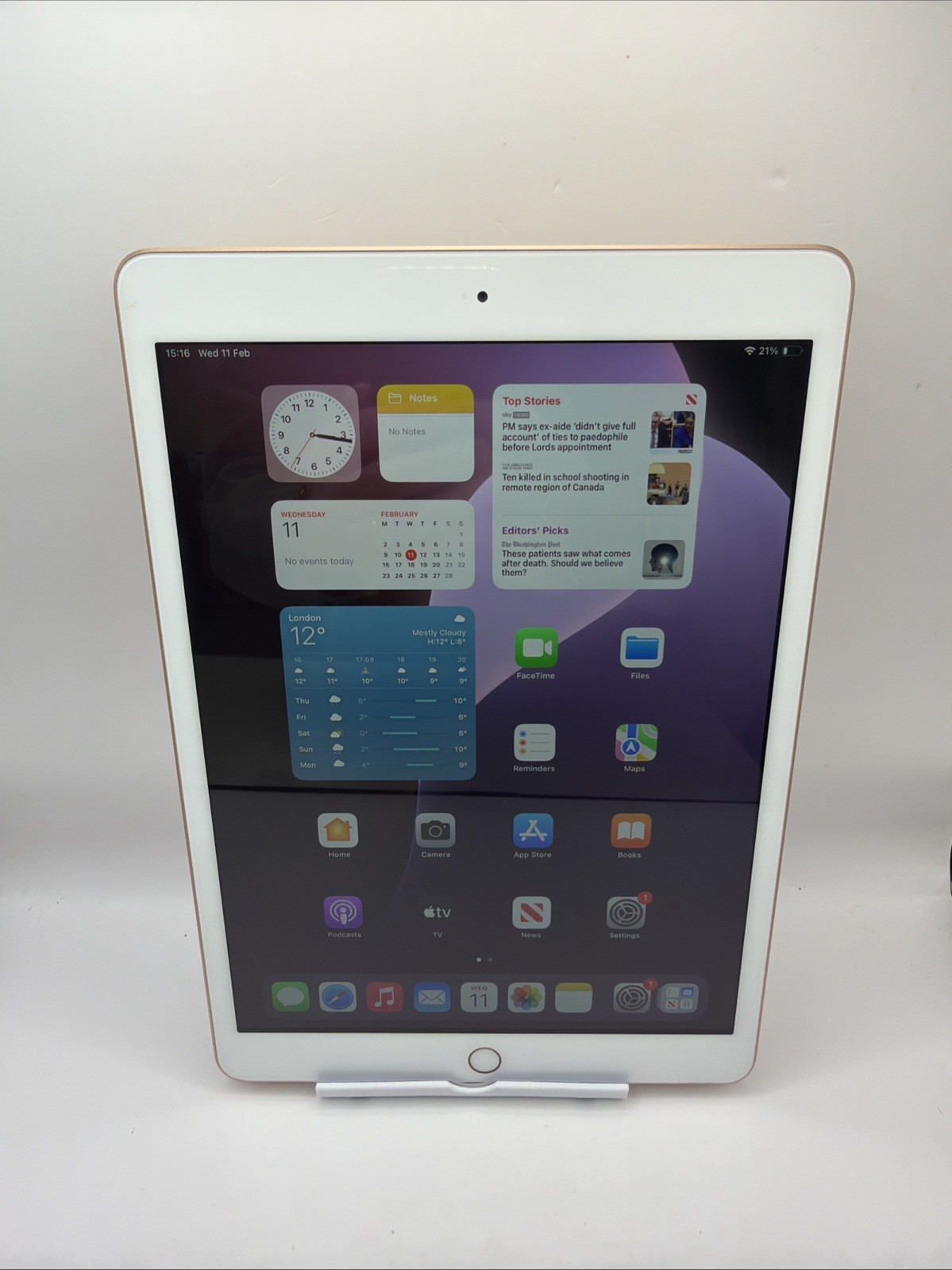 Apple iPad 7th Gen. 128GB, Wi-Fi, 10.2 in Gold