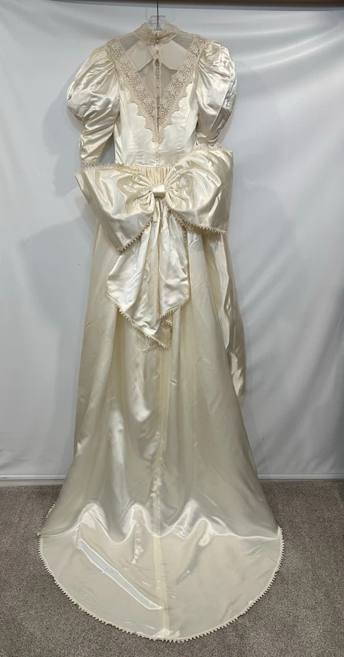 Vestido de novia de colección años 80 Jessica McClintock satinado renacimiento victoriano princesa Diana Foto 4 de 4