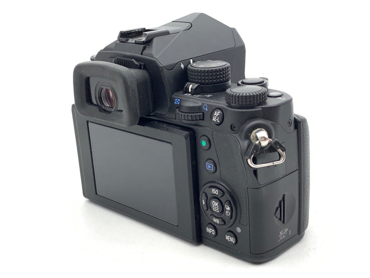 PENTAX KP 24.3MP Digital Single-Lens Reflex Camera Body BLACK -EXC