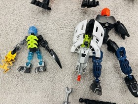 RARE Bionicle Lot Parts Pieces Masks Skull Grinder Basher Piraka 70795 70793