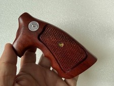 Open back Grip For Colt Python grips I, E fr ame , Checkered Hard wood silver