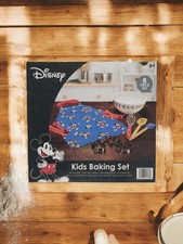 Disney Kids Mickey Mouse 8-Piece Baking Set