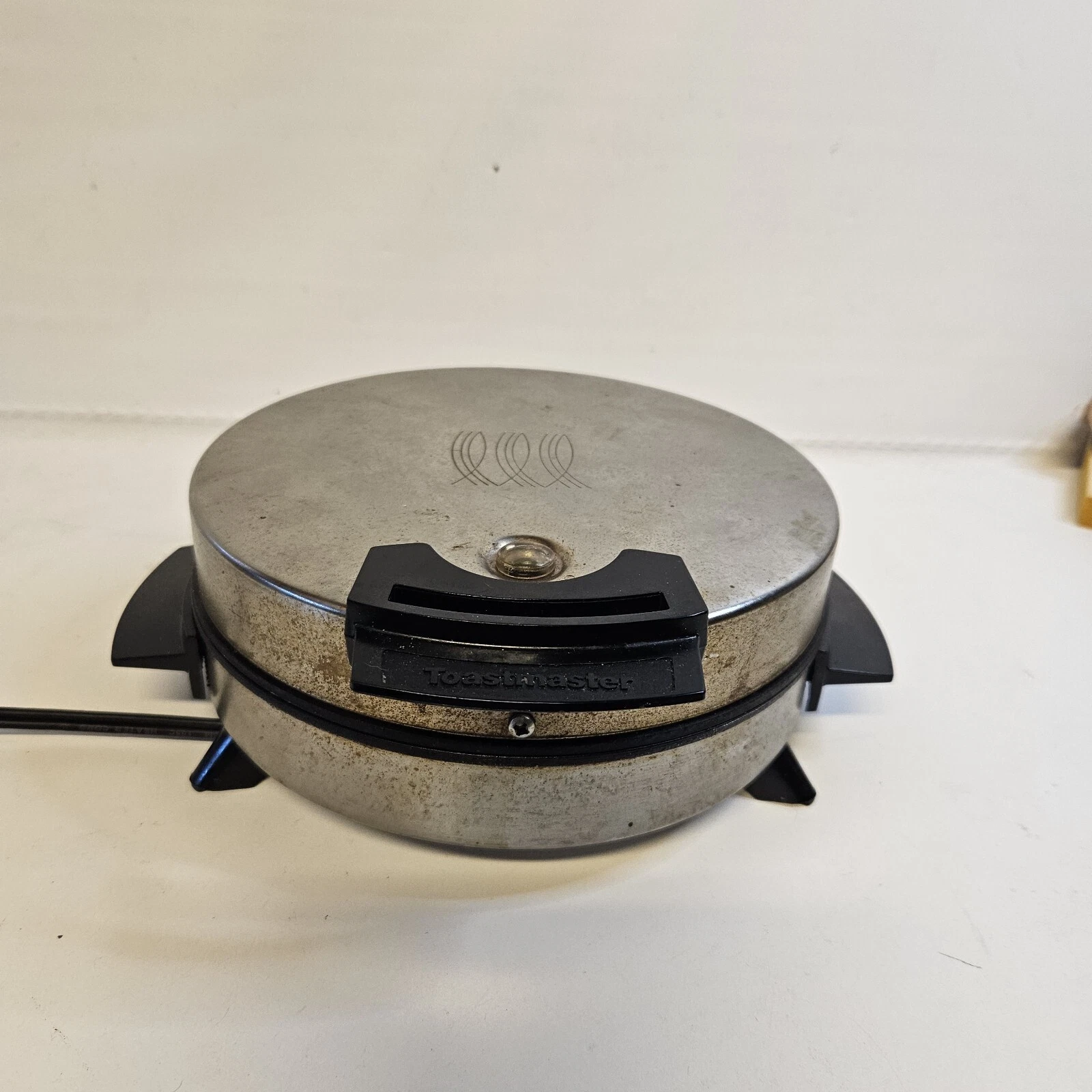 Vintage Toastmaster Chrome Belgian Waffler Maker