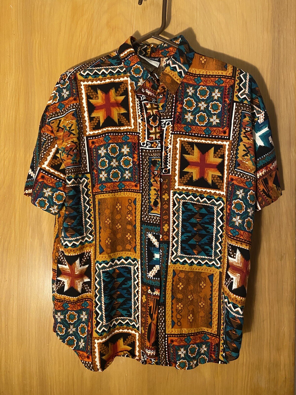 Abstract Aztec Southwestern Pattern Colorful Butt… - image 8