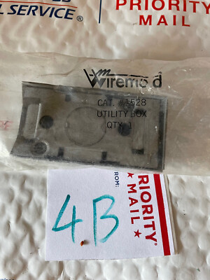 NEW IN PKG WIREMOLD OVERFLOW RACEWAY UTILITY BOX 1528 (138-3) | eBay