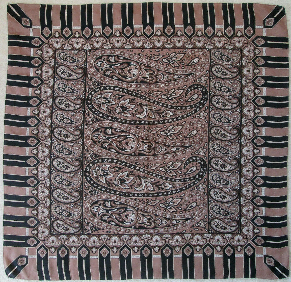 Foulard Carré En Soie Codello Vintage - Motif Calèche - 52cm