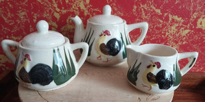 Vintage Made in Japan Child's 3 piece Tea Pot Sugar & Creamer Majolica Tea Set 
