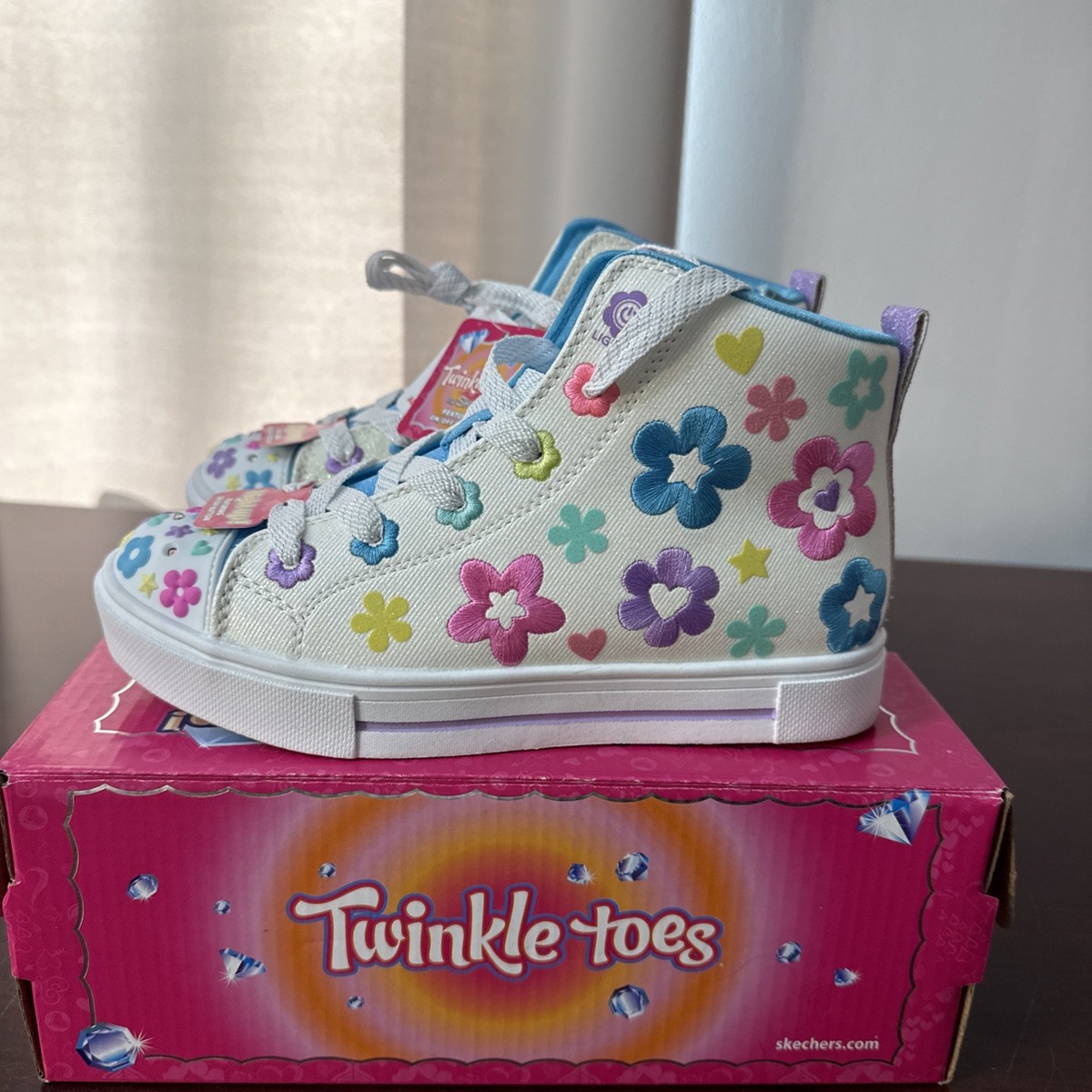 NEW Skechers Big Kids Girl Twinkle Toes Sneakers Super Blossom