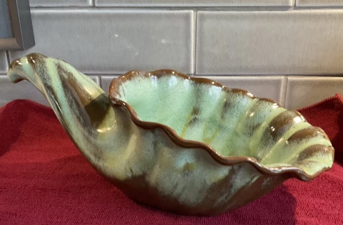 Vintage Frankoma Pottery Horn of Plenty Shell Dish Bowl