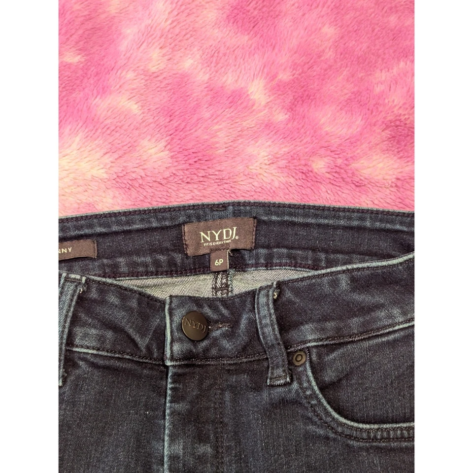 NYDJ Jeans Women's 6P Mid Rise Ami Skinny Dark Wash Stretch Lift Tuck - Image 4 of 4