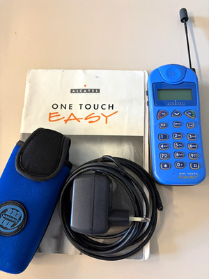 Alcatel One Touch Easy 350MB Blau ohne Simlock inkl. Ladegerät