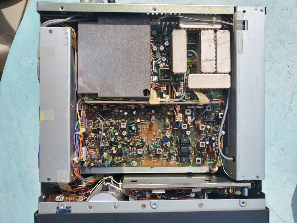 Icom IC-R7000 Communications Receiver - Hidden gem in storage See video - - Image 2 of 2