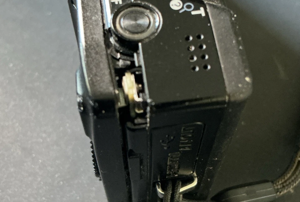 Цифровой фотоаппарат Nikon COOLPIX S8200 16,1 м компактный 14-кратный оптический зум черный английский - Изображение 4 из 4