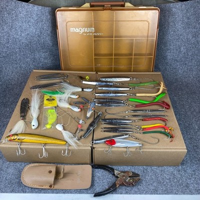 Plano 1119 Tackle Box Lot 26 Saltwater Lures Spro Bucktail Bomber MirrOlure Jigs