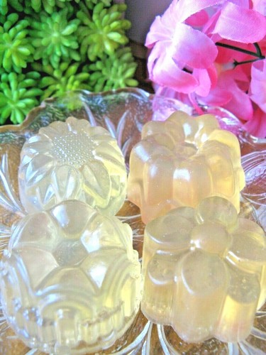New Handmade Natural Miniature "Natural Honey" Set of 4 Guest Travel Bar Soaps - Picture 2 of 12