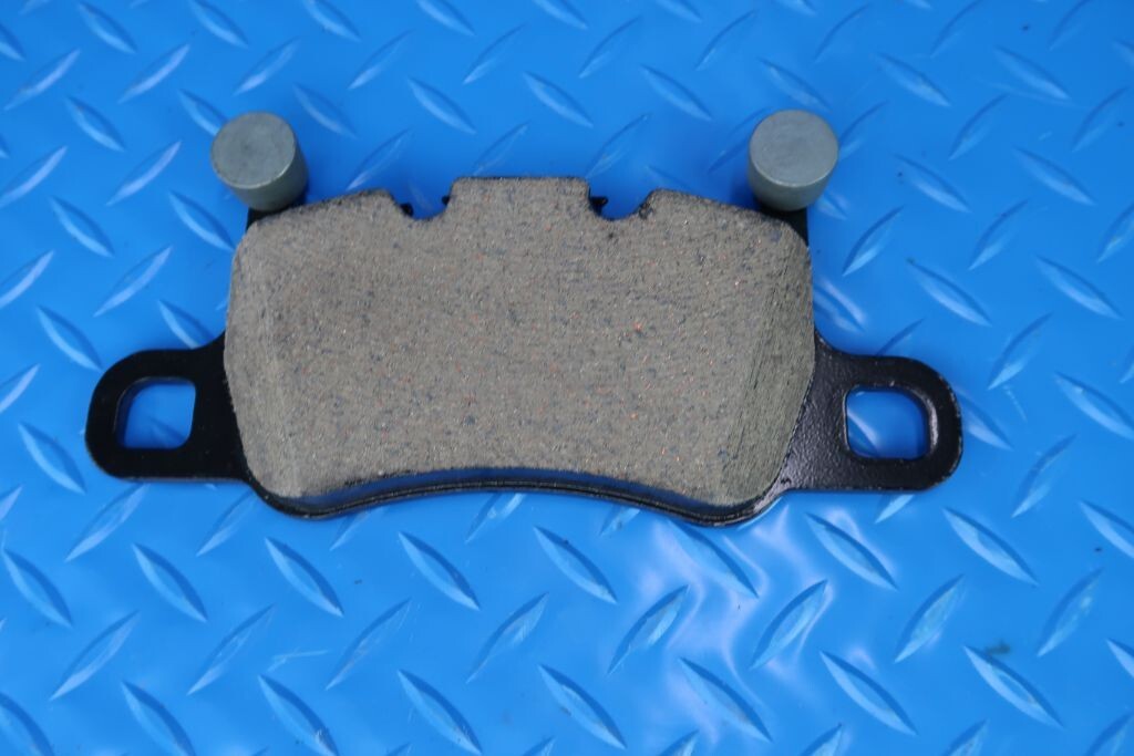 Bentley Continental Flying Spur GTC GT front & rear brakes brake pads Low Dust