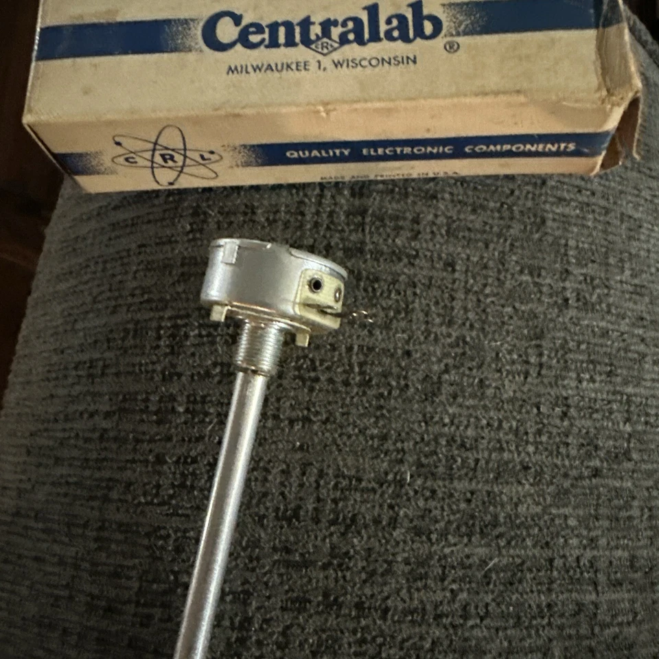CENTRALAB WW-152 1500 OHM 5W LINEAR TAPER POTENTIOMETER - Image 3 of 4