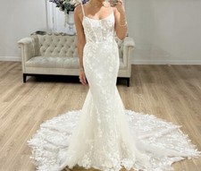 Charming Mermaid Wedding Dresses Lace Appliques Sleeveless Court Train Gowns