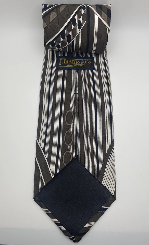 J Blades & Co 56” Vintage Tie USA Monterey Bay Silk Made by Hand Geometric - Image 4 of 4