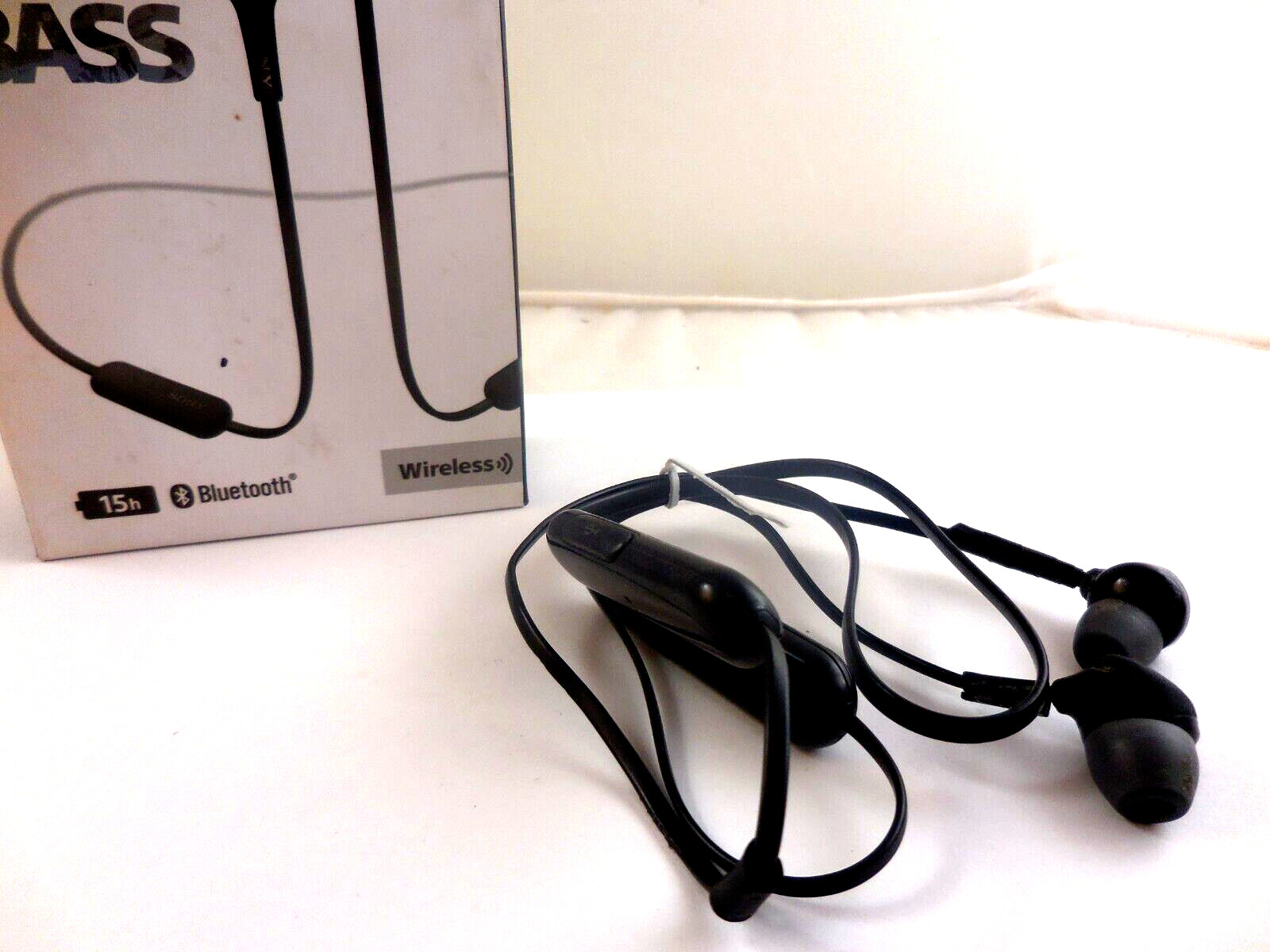 Sony WI-XB400 Extra Bass In Ear Headphones -Black( One Side Works