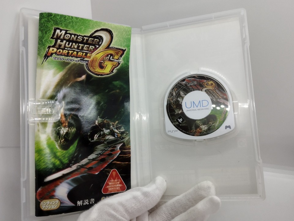 SONY PSP3000 Console Red New Sony Battery Charger Region Free 32GB