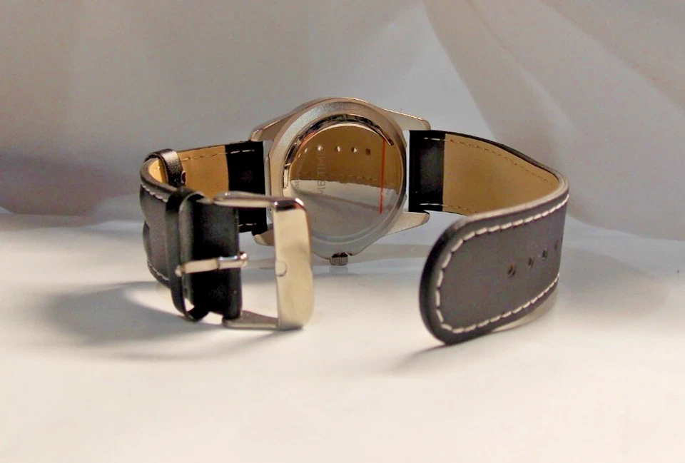 MLB Arizona Diamondbacks Baseball Men's Watch Diver Style New Battery Game Time - Image 3 of 4