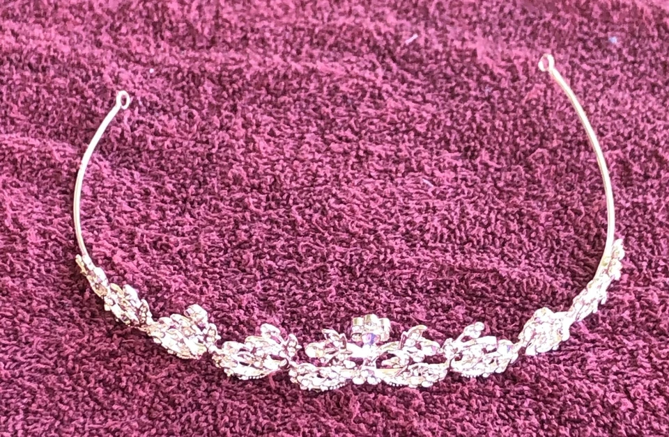 Tocado de plata nupcial de David con un montón de piedras - precio original $99,00 Foto 3 de 4