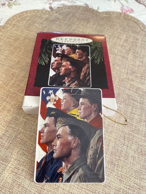 Hallmark keepsake ornament Boy Scouts of America dated 1996