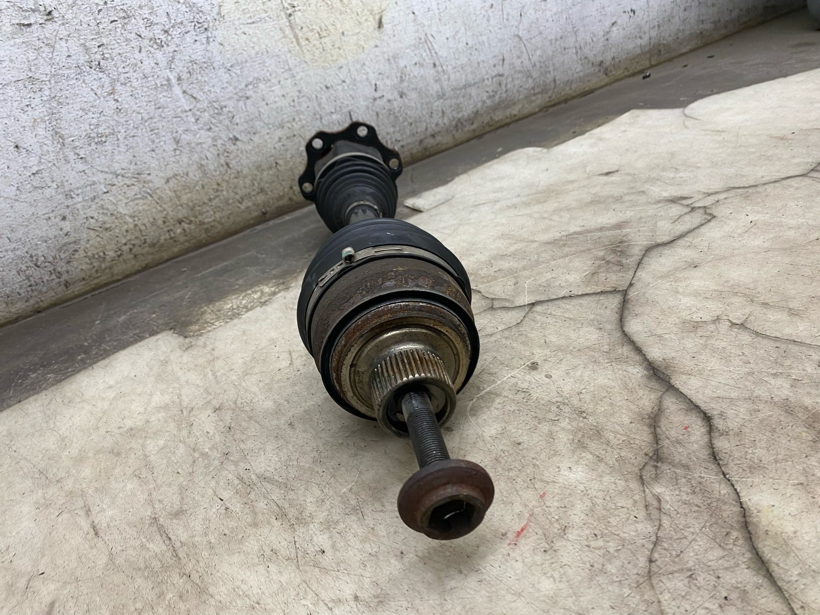 2015-2020 BENTLEY BENTAYGA OEM RH FRONT RIGHT CV AXLE SHAFT *109K* 4M0507271G