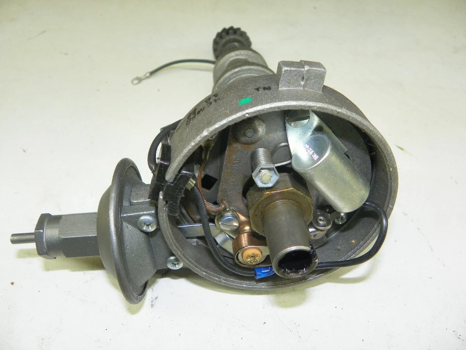 Distribuidor de cartón A1 Ford Mercury Mustang Bronco Cougar 1962-1974 30-2809 réplica Foto 2 de 4