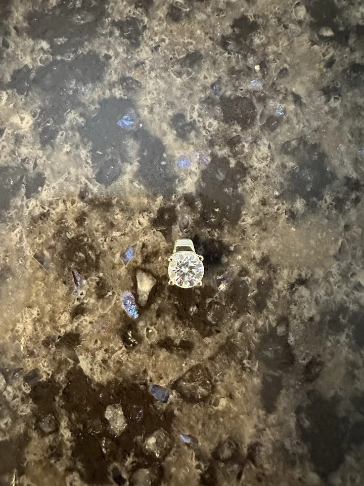 Forever One Moissanite 1CT Pendant - Image 4 of 4