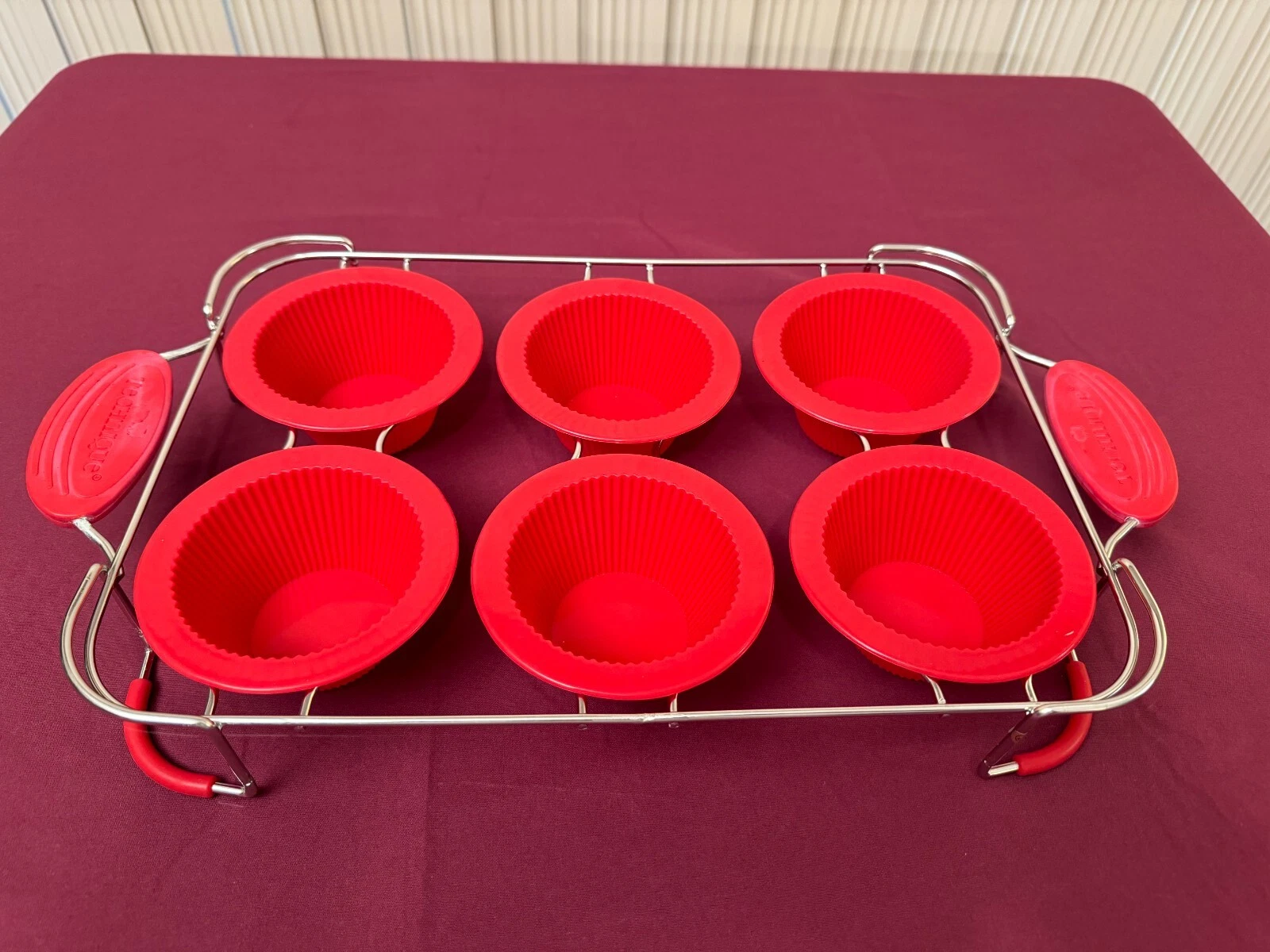Technique Texas Jumbo Muffin Pan, Silicone Molds