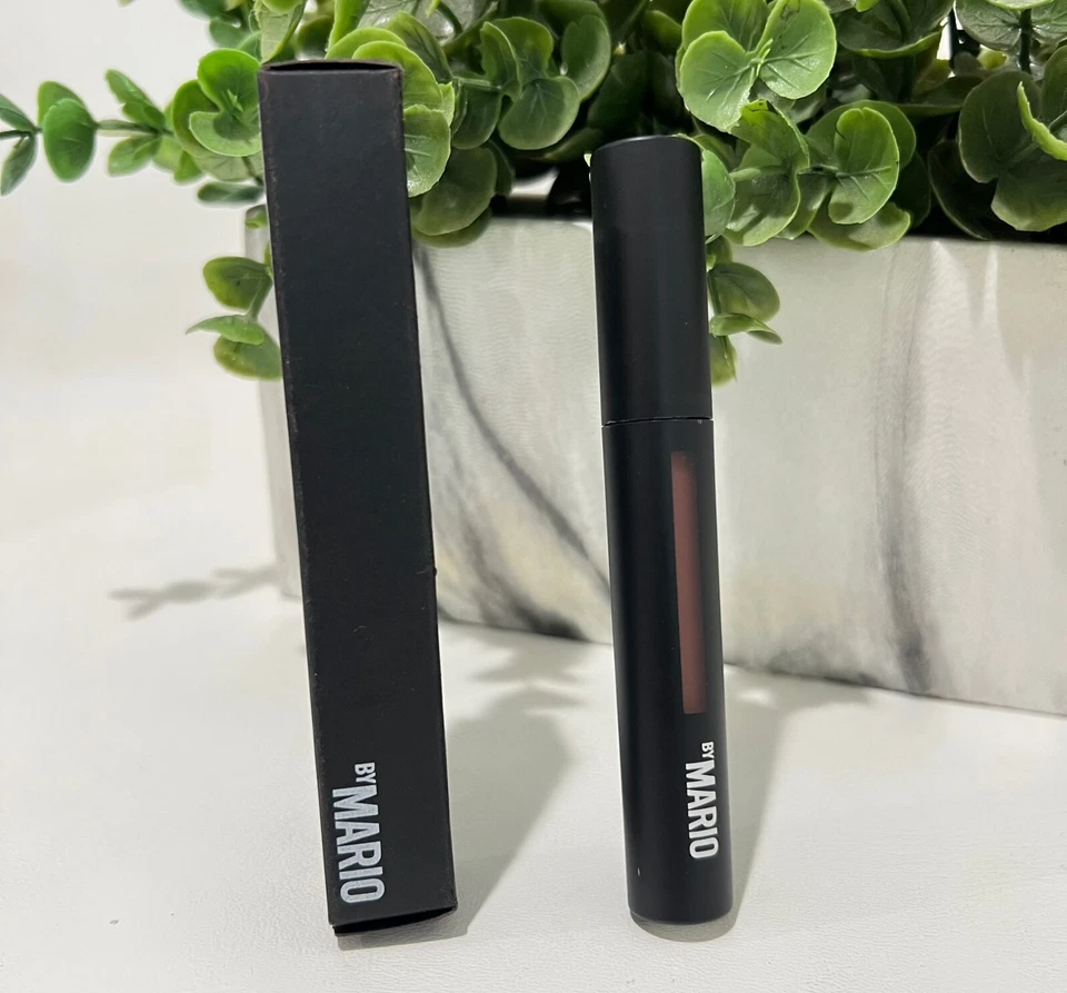 Crema labial acogedora de gamuza Makeup By Mario Ultra - MOCHA LATTE - 32 ml/0,10 fl oz Foto 4 de 4